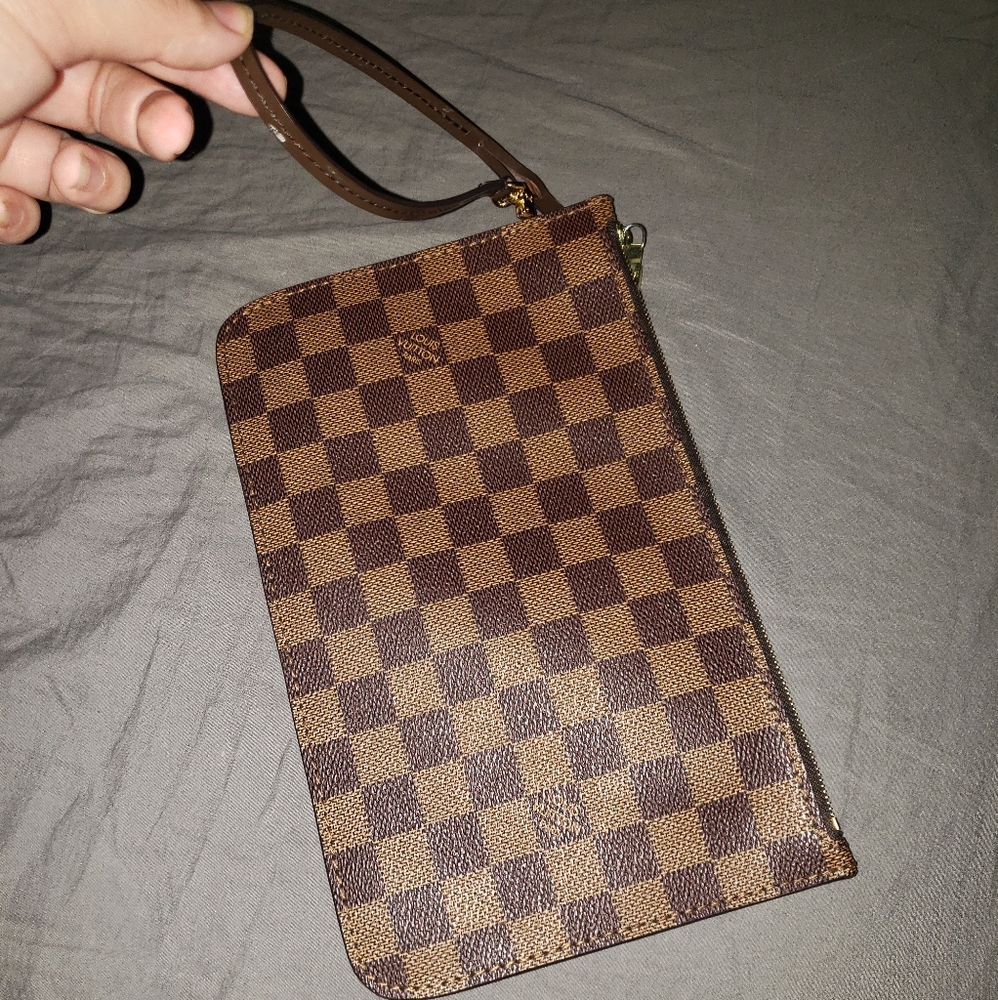 Pochette LV